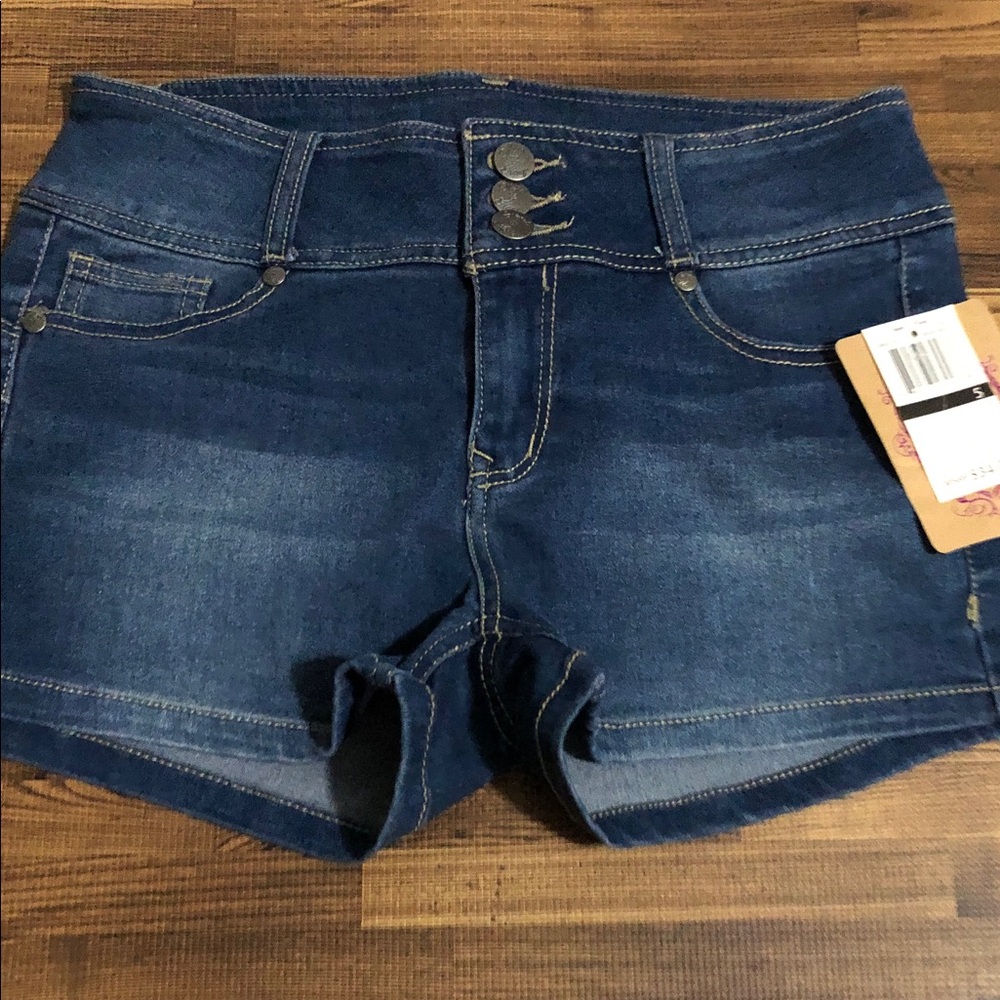 Sarah & Henry High-Rise Dark Blue Denim Shorts with Triple-Button Front size 5